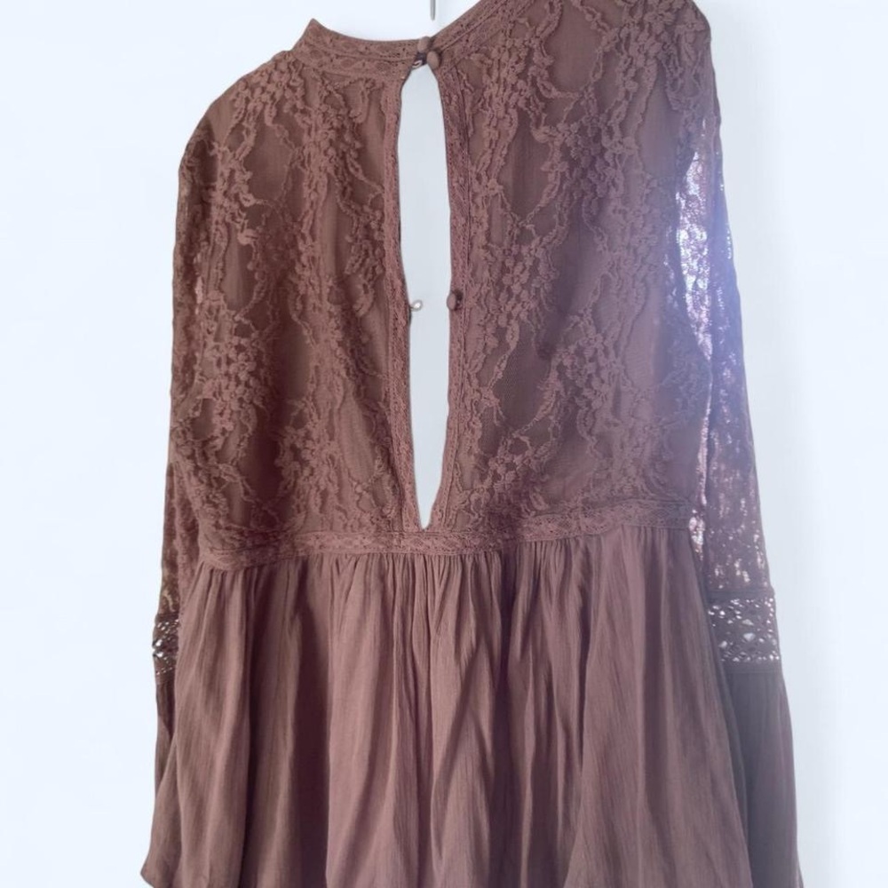 American Eagle Outfitter lace tunic mauve blouse with button up back M - Picture 2 of 4